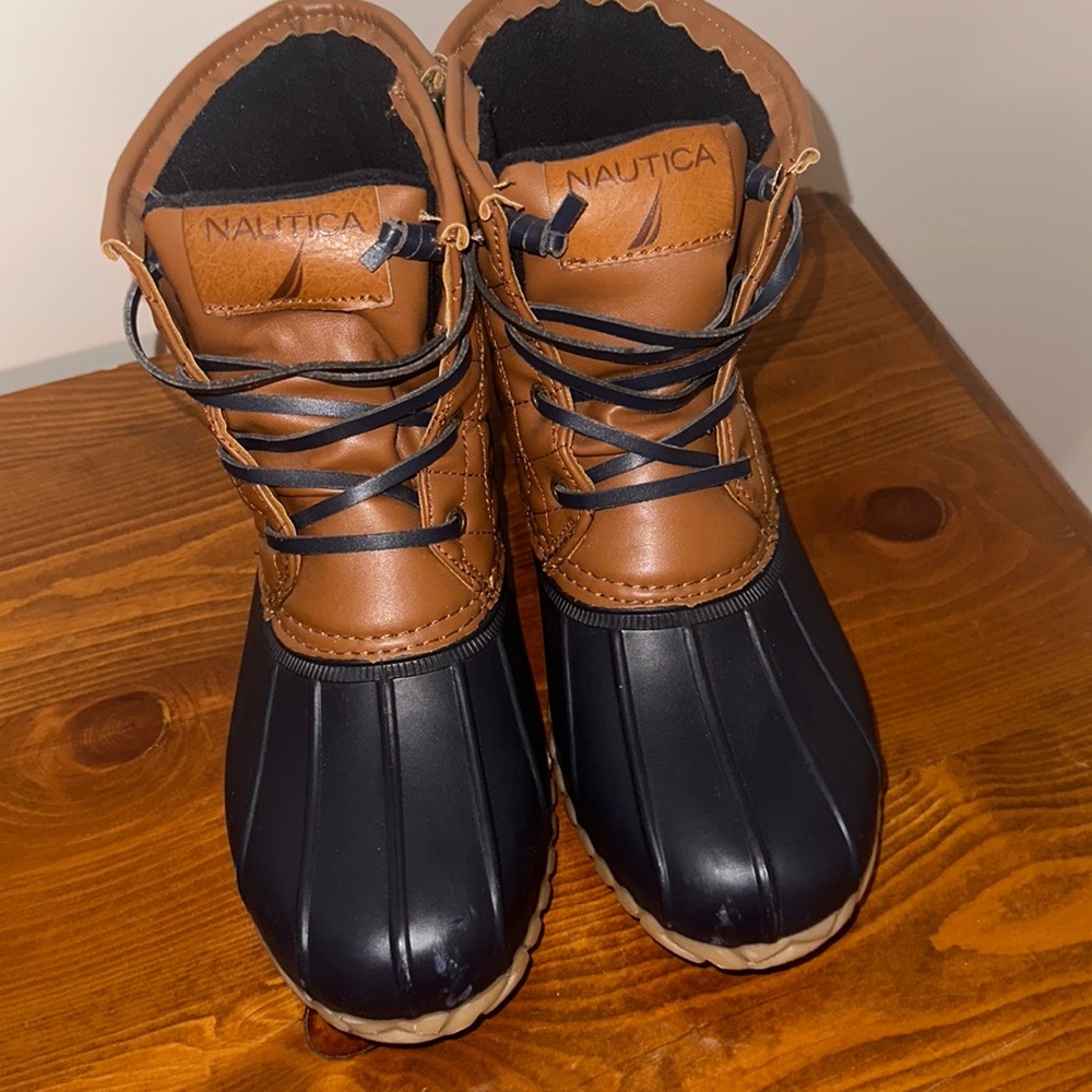 Women’s nautica boots